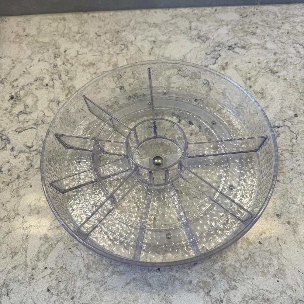 Pre-Owned Rain Cosmetic spinner‎ - clear